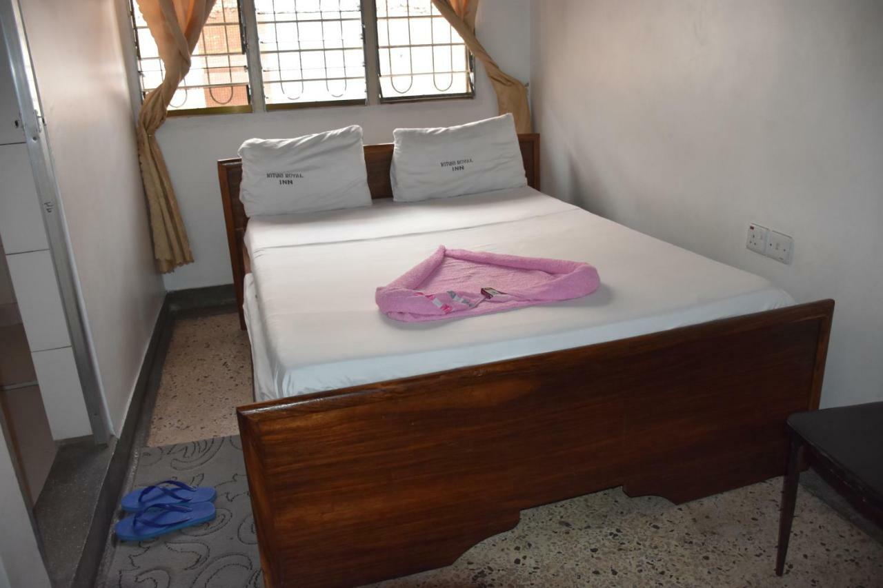 Bed and Breakfast Kituri Royal Annex à Dar es Salaam Chambre photo